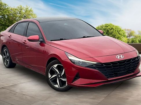 Used 2023 Hyundai Elantra SEL w/ Convenience Package image 10