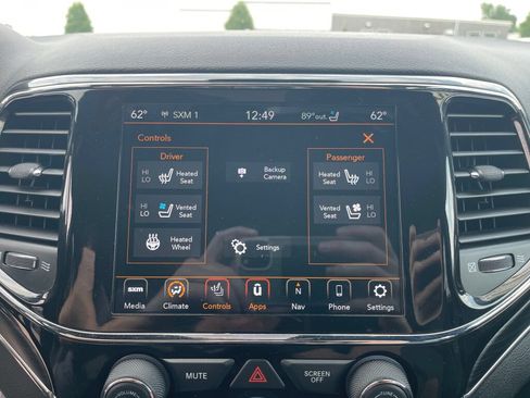 Used 2021 Jeep Grand Cherokee Limited w/ Quick Order Package 28K 80th AWD/4WD image 13