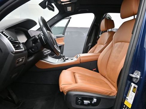 Used 2019 BMW X5 xDrive50i w/ Premium Package 2 image 17