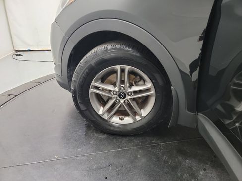 Used 2018 Hyundai Santa Fe Sport w/ 2.4L Value Package 02 image 29