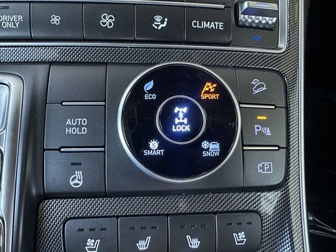 Used 2022 Hyundai Santa Fe Limited w/ Cargo Package image 28