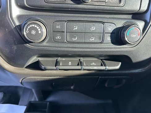 Used 2018 Chevrolet Silverado 2500 W/T w/ WT Fleet Convenience Package image 40