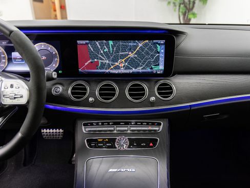 Used 2019 Mercedes-Benz E 63 AMG S image 18