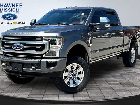 Used 2022 Ford F250 Platinum AWD/4WD image 1