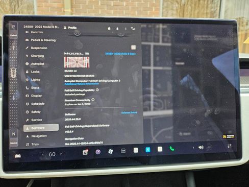 Used 2022 Tesla Model S Plaid image 3