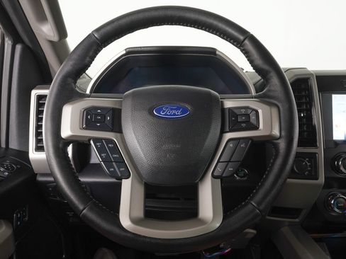 Used 2019 Ford F150 Lariat AWD/4WD image 15