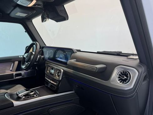 Used 2024 Mercedes-Benz G 550 image 39