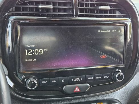 Used 2020 Kia Soul EX FWD image 28
