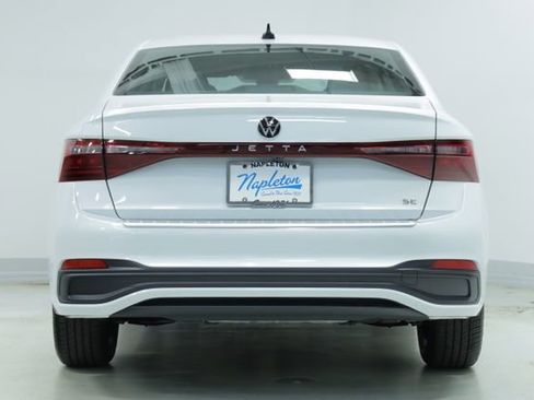 New 2025 Volkswagen Jetta SE image 7