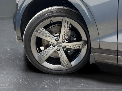 Used 2024 Genesis GV70 2.5T w/ Sport Prestige Package image 37