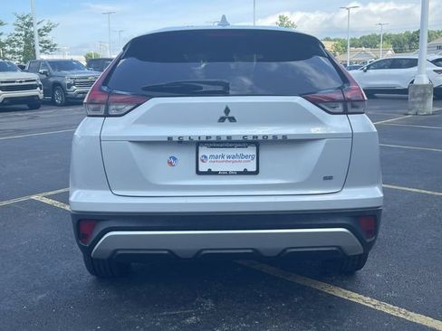 Used 2022 Mitsubishi Eclipse Cross SE FWD image 32