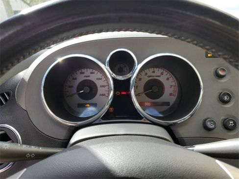 Used 2008 Pontiac Solstice Convertible w/ Premium Package image 17