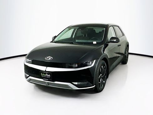 Used 2024 Hyundai Ioniq 5 SEL RWD image 3