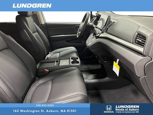 New 2026 Honda Odyssey EX-L image 9