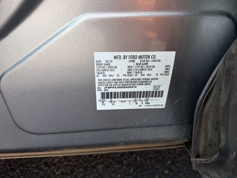 Used 2024 Ford Edge SEL AWD/4WD image 16