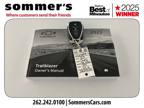 Used 2023 Chevrolet TrailBlazer RS FWD image 23