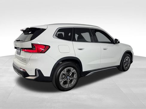 Used 2025 BMW X1 xDrive28i w/ Convenience Package AWD/4WD image 5