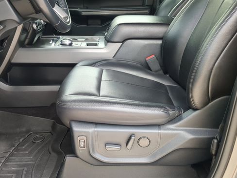 Used 2021 Ford Expedition Max XLT RWD image 10