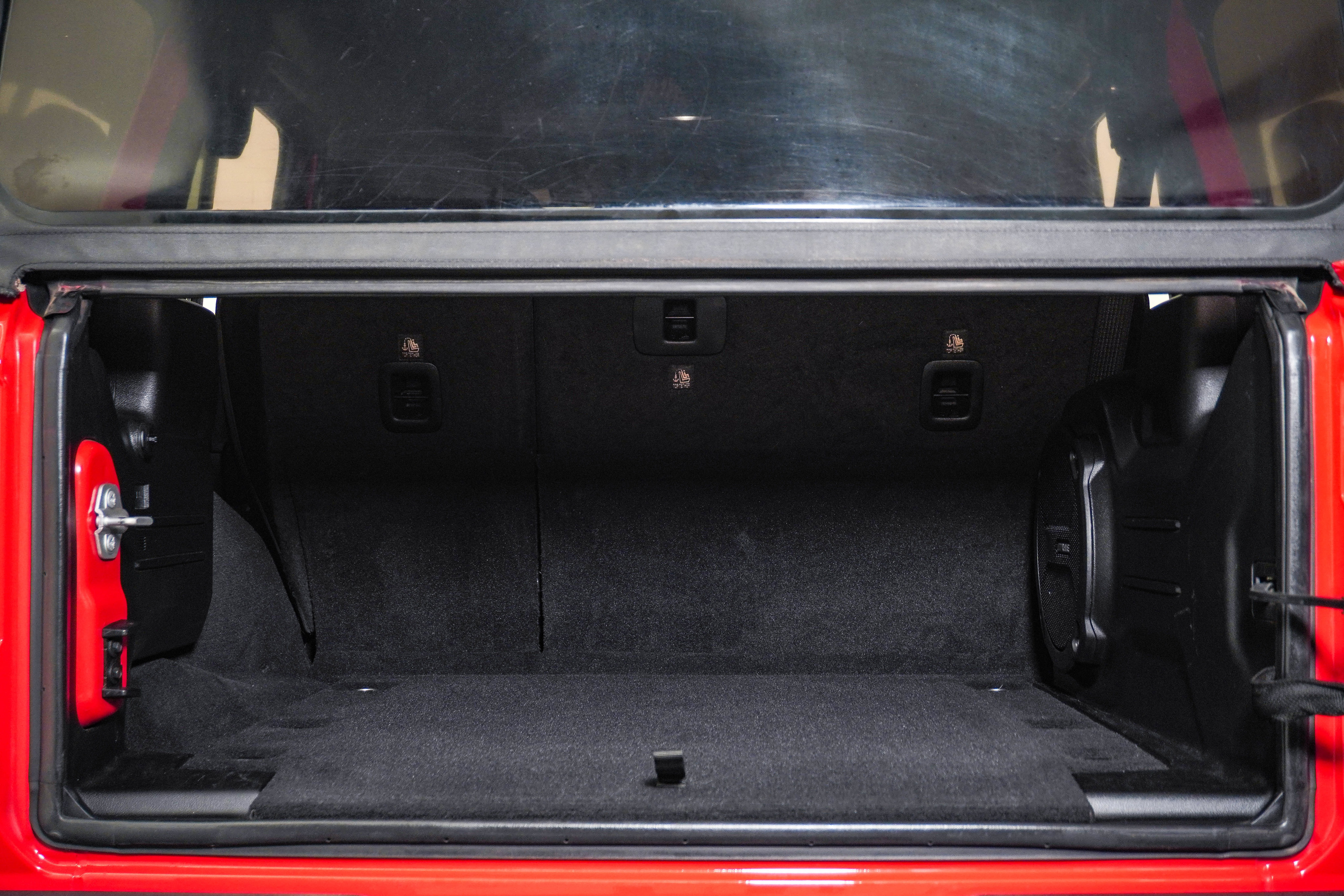 Used 2018 Jeep Wrangler Unlimited Rubicon AWD/4WD image 29