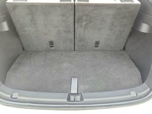 Used 2021 Tesla Model Y Long Range image 15