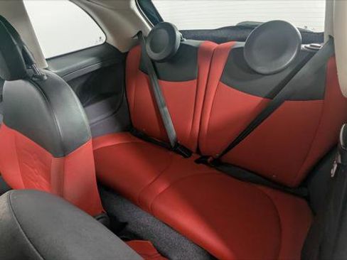 Used 2015 FIAT 500 Pop image 16