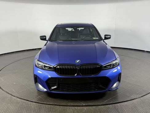 Certified 2023 BMW 330i xDrive Sedan w/ M Sport Package image 2
