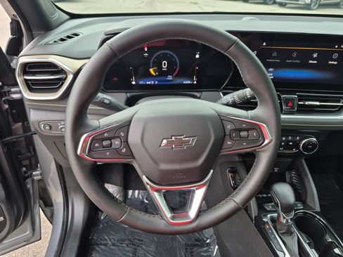 Used 2025 Chevrolet TrailBlazer ACTIV w/ Convenience Package AWD/4WD image 12