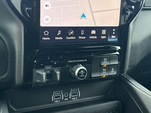 New 2026 RAM 1500 4x4 Crew Cab image 19