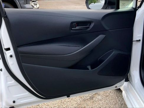 Used 2024 Toyota Corolla LE image 21