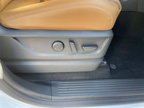 New 2026 Nissan Armada SL w/ Captain's Chari Seat Package image 26