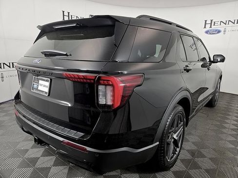 Used 2026 Ford Explorer ST-Line w/ ST-Line Street Pack RWD image 5