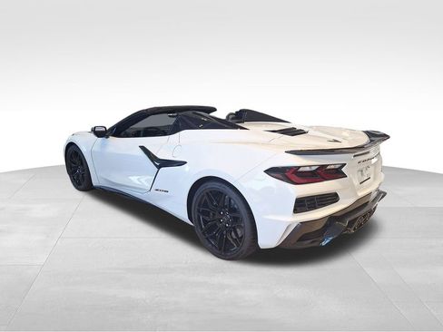New 2025 Chevrolet Corvette Z06 image 10
