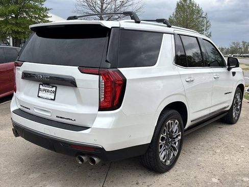 Used 2023 GMC Yukon Denali Ultimate w/ LPO, Floor Liner Package AWD/4WD image 3