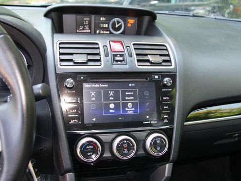 Used 2018 Subaru Forester 2.5i Limited AWD/4WD image 27