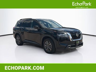 Used 2025 Nissan Pathfinder SV