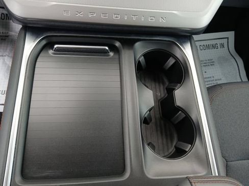 Certified 2025 Ford Expedition Max Active RWD image 26