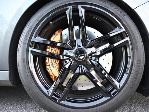 Used 2018 Mercedes-Benz E 63 AMG S image 18