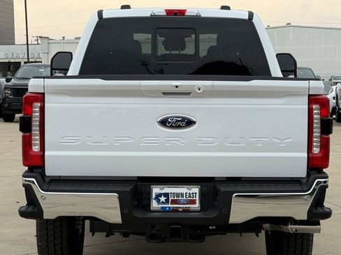 New 2026 Ford F250 Lariat w/ Chrome Package image 35