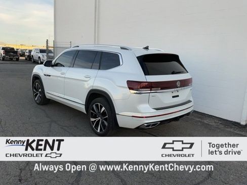 Used 2024 Volkswagen Atlas SEL Premium R-Line image 38