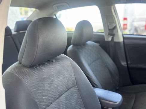 Used 2009 Toyota Corolla S w/ Sport Pkg FWD image 5