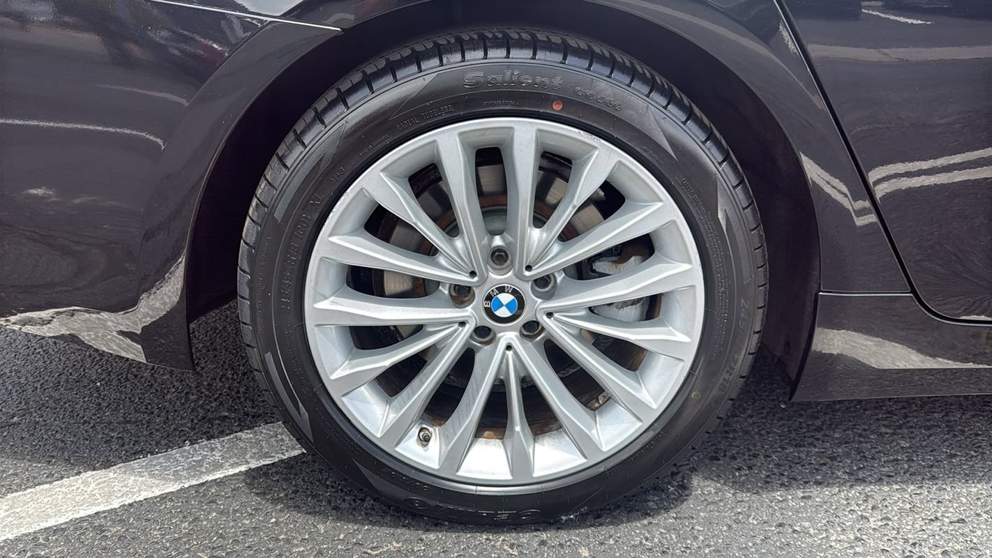 Used 2022 BMW 530i xDrive w/ Premium Package AWD/4WD image 14