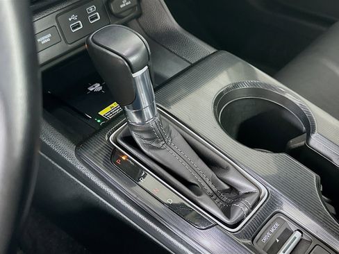 Used 2023 Honda Civic Touring image 25