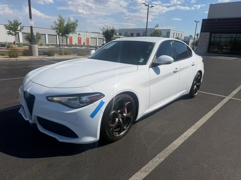 Used 2019 Alfa Romeo Giulia Ti Sport w/ Quick Order Package 22U Sport RWD image 2