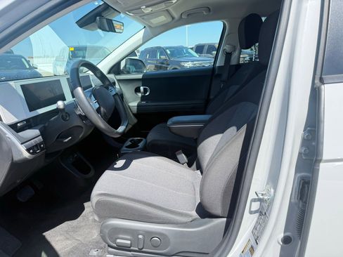 Used 2024 Hyundai Ioniq 5 SEL RWD image 5