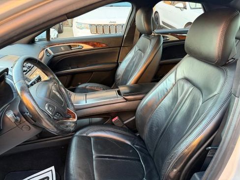 Used 2017 Lincoln MKZ Reserve image 12