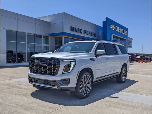 New 2026 GMC Yukon XL Denali Ultimate AWD/4WD image 1