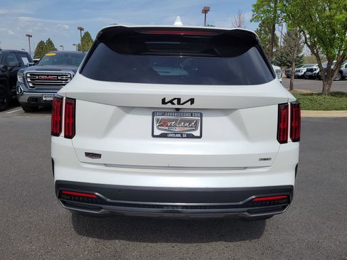 Used 2023 Kia Sorento SX Prestige w/ Panoramic Sunroof Package AWD/4WD image 12