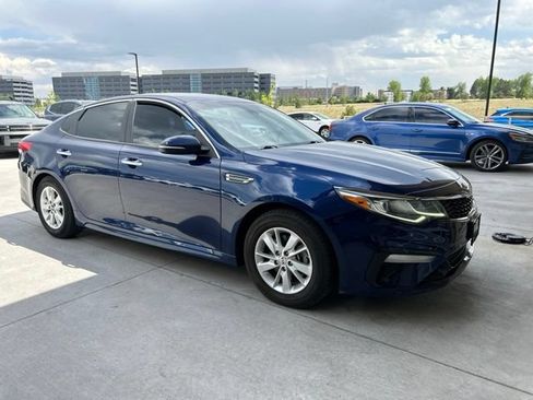 Used 2020 Kia Optima LX FWD image 2