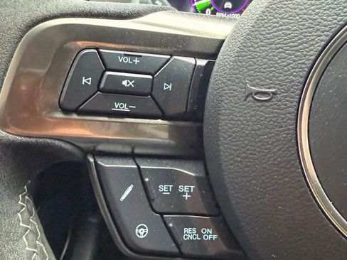 Used 2020 Ford Mustang Shelby GT500 w/ Technology Package image 26