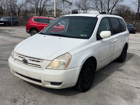 Used 2008 Kia Sedona w/ Convenience Pkg image 1